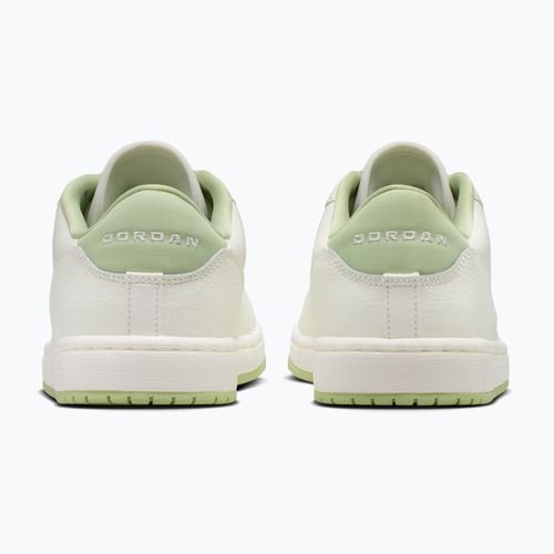 Dámske topánky Nike Jordan Court Connect Low sail/olive aura