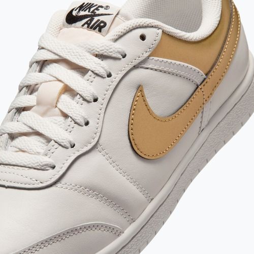 Dámske topánky Air Jordan Skyline Low swan/black/metallic gold