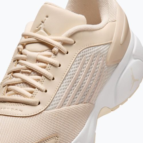 Dámske topánky Jordan Trunner Flow legend light brown/white/pale ivory