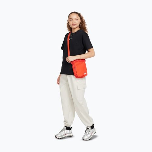 Detské tričko Nike Sportswear Essential black