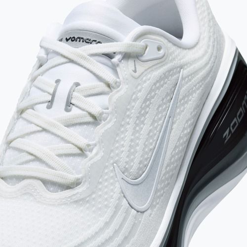Pánske bežecké topánky Nike Vomero Plus white/black/cool grey/metallic silver