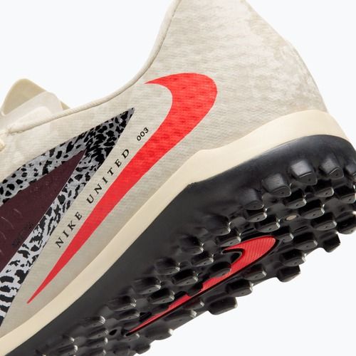 Pánske kopačky Nike United Phantom 6 Low Academy TF burgundy crush/fossil/university red