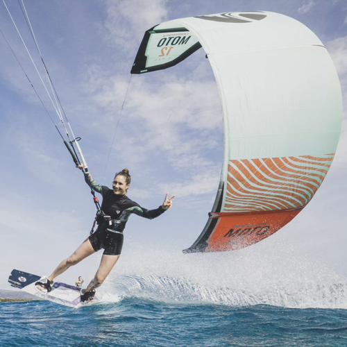 Cabrinha Moto tyrkysový kite kitesurfing K2KOMOTOX012003