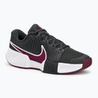 Pánska tenisová obuv Nike GP Challenge Pro dark smoke grey/ black/ photon dust/ sangria