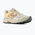 Dámske bežecké topánky  New Balance Rebel V1 white peach/timberwolf