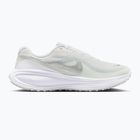 Dámske bežecké topánky Nike Revolution 8 off white/barely green/metallic silver