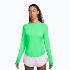 Dámske bežecké tričko longsleeve Nike Swift Dri-FIT UV illusion green