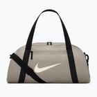 Dámska tréningová taška Nike Gym Club 24 l cream ii/black/sail