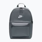 Mestský batoh Nike Heritage 23 l smoke grey/smoke grey/white