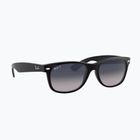 Slnečné okuliare Ray-Ban New Wayfarer Classic black matte/blue gradient