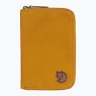 Peňaženka Fjällräven Passport Wallet acorn