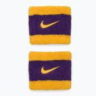 Náramky Nike Swoosh univerzitná zlatá/kurtová fialová/univerzitná zlatá