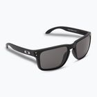 Slnečné okuliare Oakley Holbrook XL matná čierna/prízemná sivá