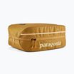 Kozmetická taška Patagonia Black Hole Cube pufferfish gold w/beeswax tan