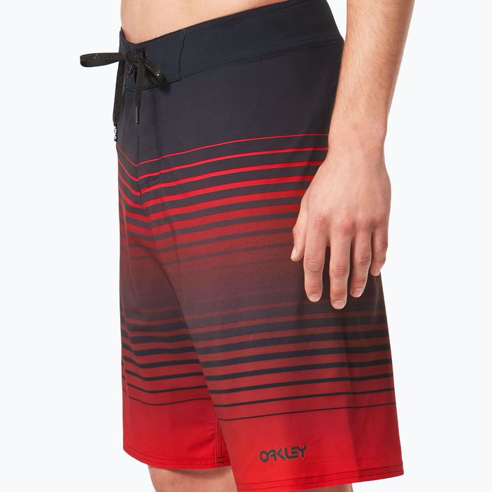 Oakley Fade Out RC 21" pánske plavecké šortky čierne/červené FOA40370403H 8
