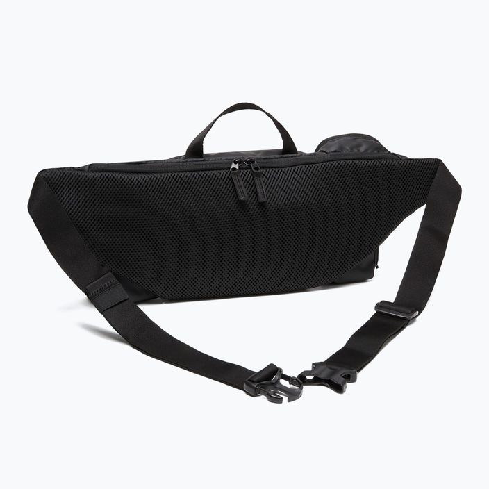 Ľadvinka Oakley Road Trip Rc Beltbag 4 l blackout 2