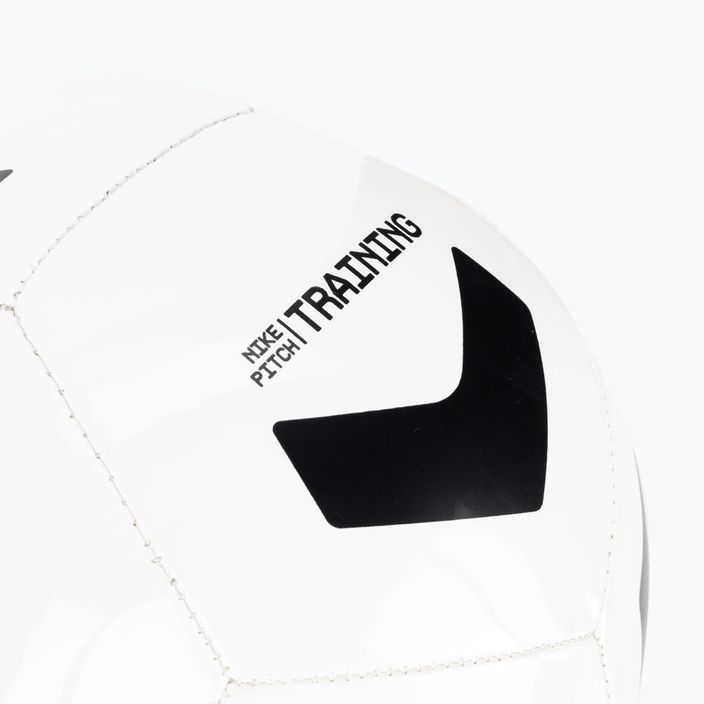 Nike Pitch Training futbalová lopta biela/čierna/strieborná veľkosť 4 3