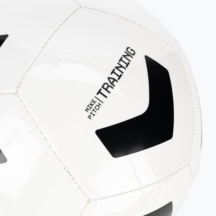 Nike Pitch Training futbalová lopta biela/čierna/strieborná veľkosť 5 3