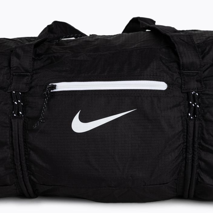 Tréningová taška Nike Stash Duff black DB0306-010 4