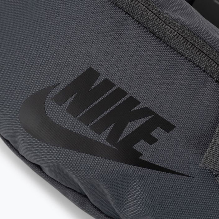 Ľadvinka  Nike Heritage iron grey/iron grey/black 3