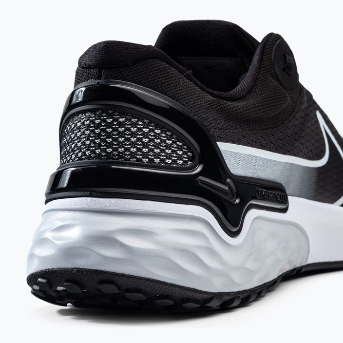 Pánska bežecká obuv Nike Renew Run 3 black DC9413-001 7
