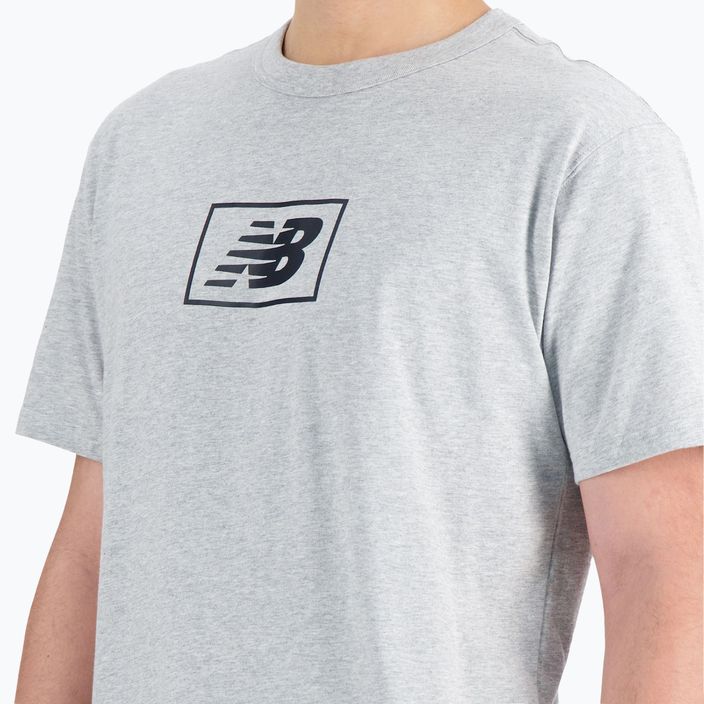 Pánske tričko New Balance Essentials Logo v šedej farbe 3