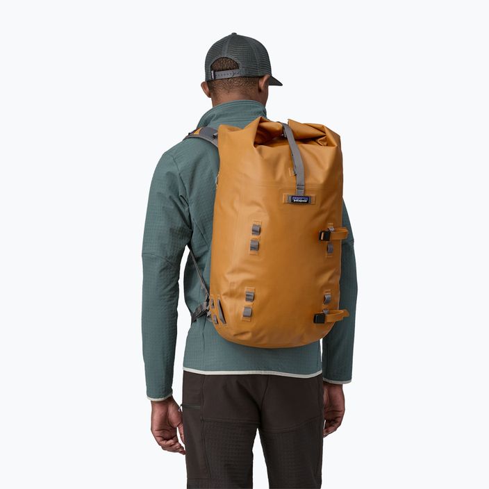 Patagonia Disperser Roll Top batoh 40 l golden caramel 3