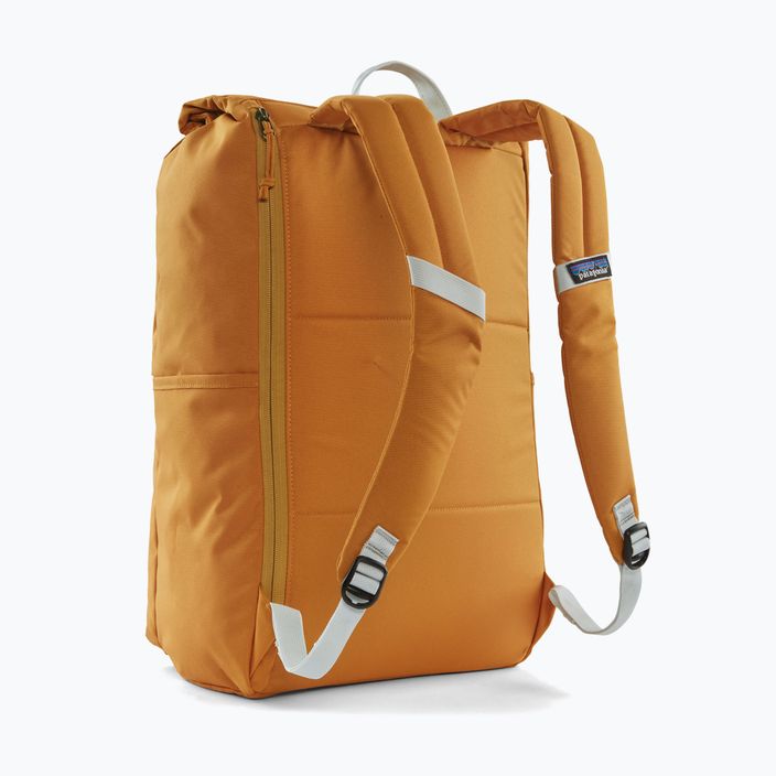 Patagonia Fieldsmith Roll Top Batoh 30 l golden carmel 2