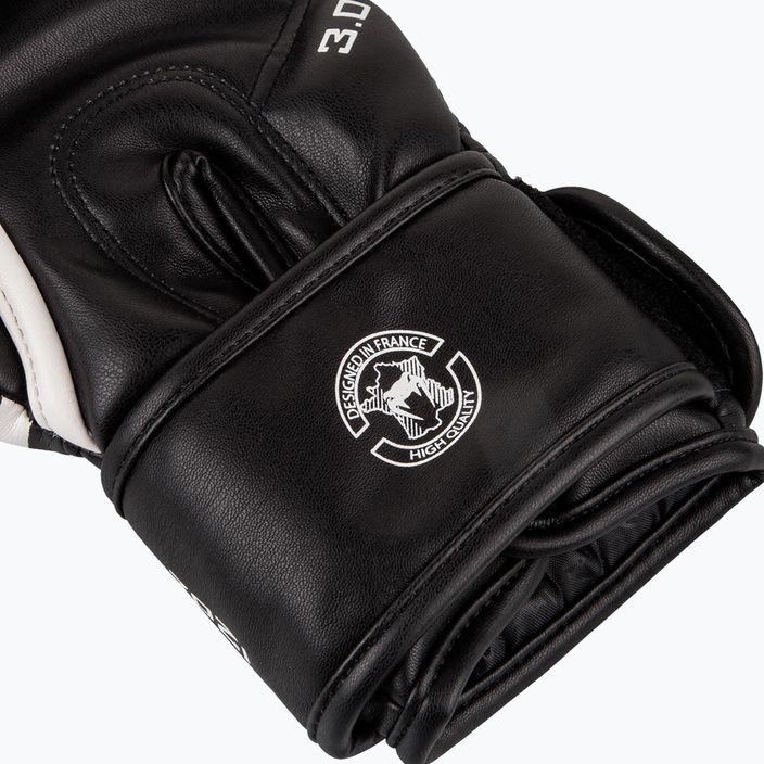 Venum Challenger 3.0 biele a čierne boxerské rukavice 03525-210 10