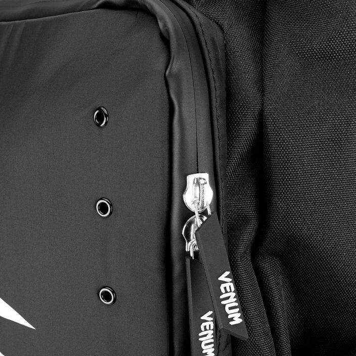 Tréningový batoh Venum Challenger Xtrem Evo black and white 03831-108 8