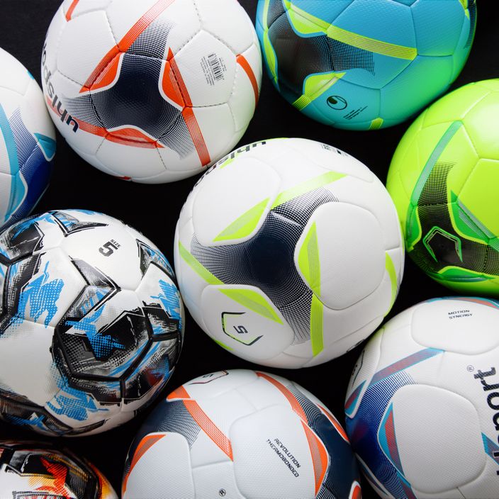 Detská futbalová lopta Uhlsport Soccer Pro Synergy červená a biela 100166801 4