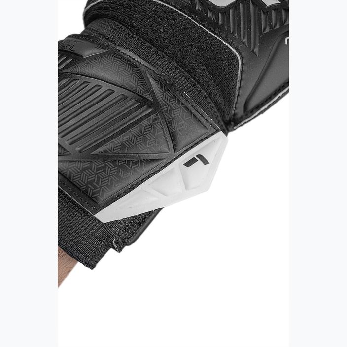 Brankárske rukavice Reusch Attrakt Solid black 6