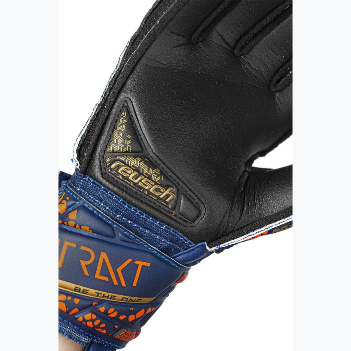 Detské brankárske rukavice Reusch Attrakt Silver Junior premium modrá/zlatá/čierna 6