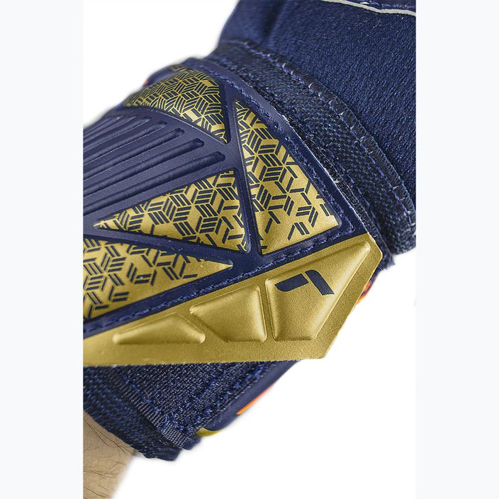 Detské brankárske rukavice Reusch Attrakt Grip Junior premium modro/zlaté 7
