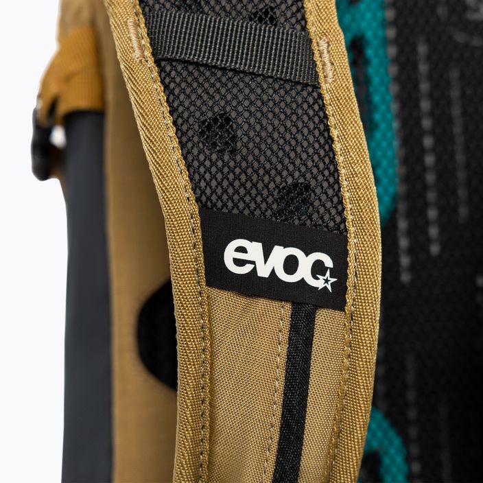 EVOC Explorer Pro 26 l batoh na bicykel béžový 100211603 7