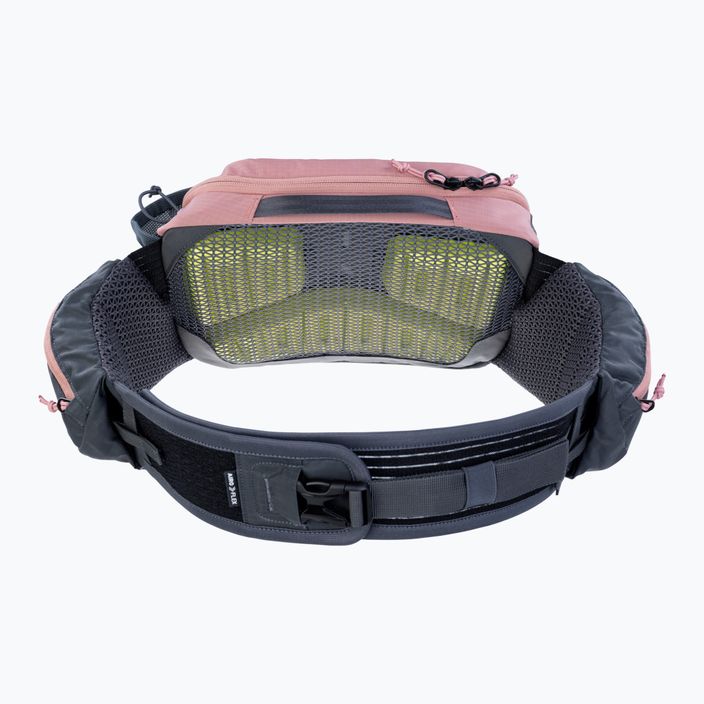 Cyklistická ľadvinka EVOC Hip Pack Pro 3 l s 1,5 l rezervoárom na vodu dusty pink/carbon grey 5