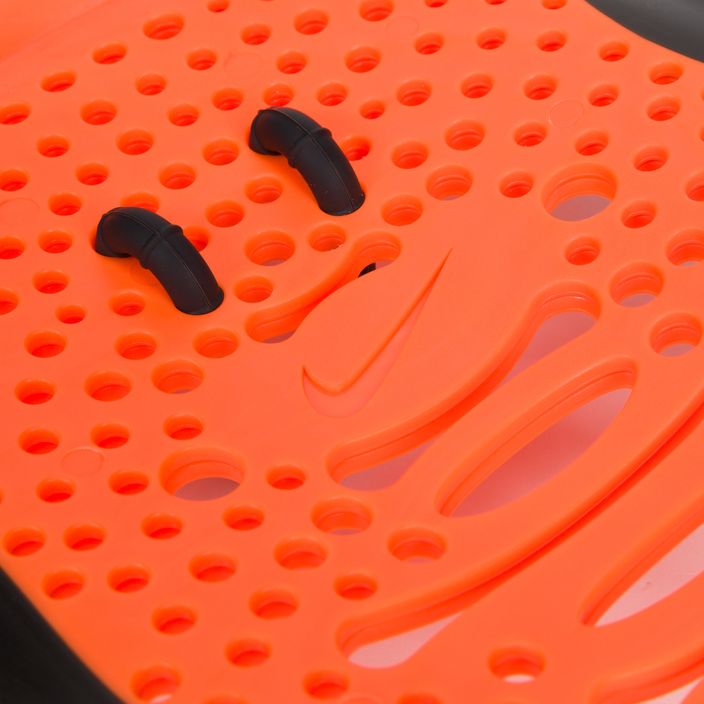 Tréningové pomôcky Nike Ručné plavecké pádla oranžové NESS9173-618 2