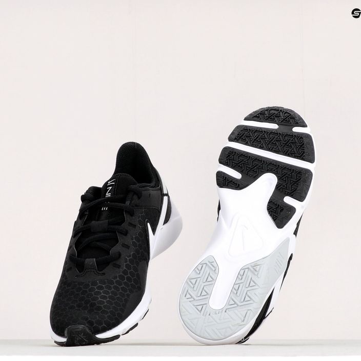 Dámska tréningová obuv Nike Legend Essential 2 black CQ9545-001 9