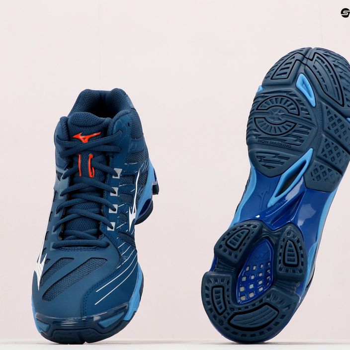 Pánska volejbalová obuv Mizuno Wave Voltage Mid tmavomodro-modrá V1GA216521 15