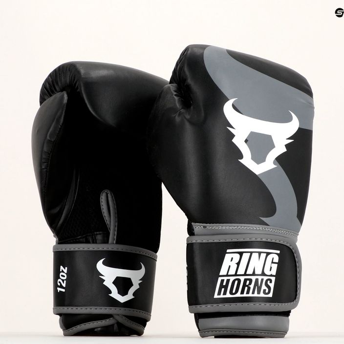 Ringhorns Charger boxerské rukavice čierne RH-00001-001 12