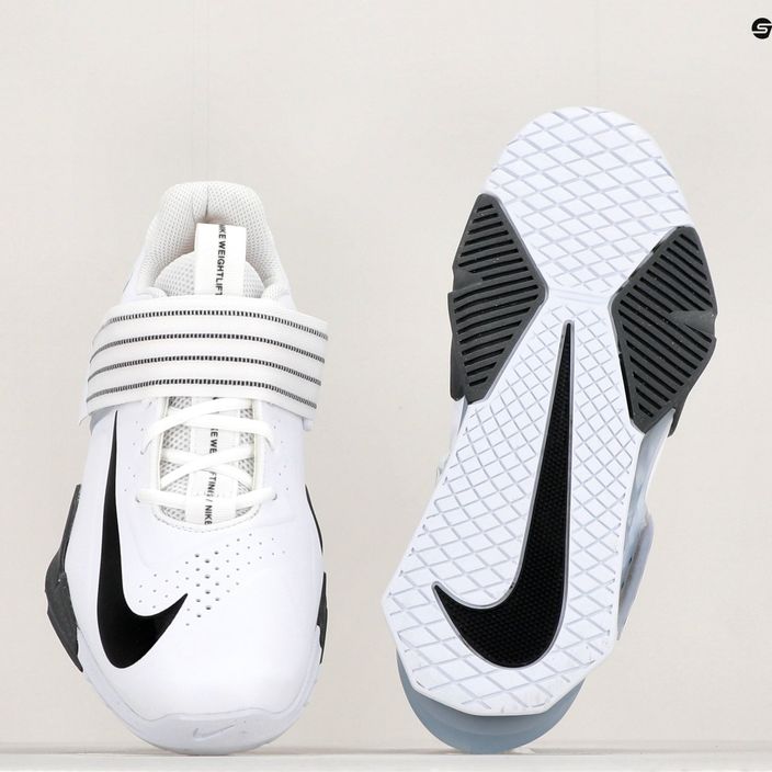 Biela vzpieračská obuv Nike Savaleos CV5708-100 11