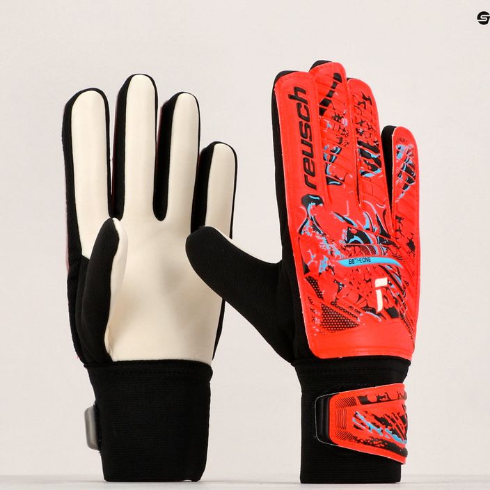 Brankárske rukavice Reusch Attrakt Starter Solid v červenej farbe 5370514-3334 10