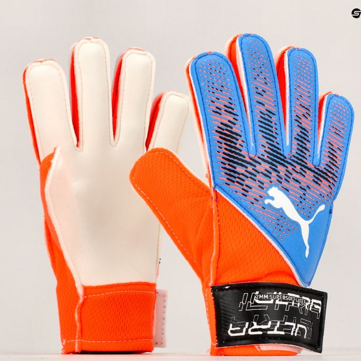 Detské brankárske rukavice PUMA Ultra Grip 4 RC ultra orange/blue glimmer 7