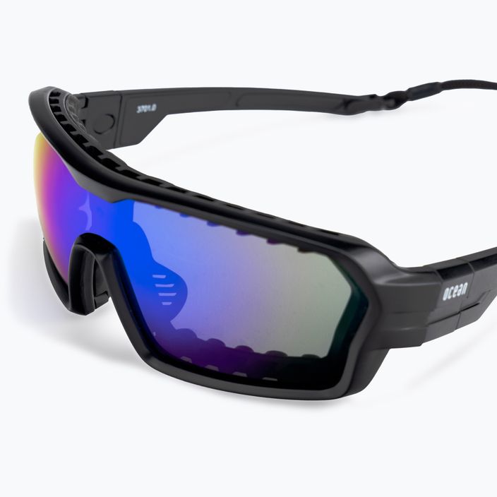 Slnečné okuliare Ocean Sunglasses Chameleon čierno-modré slnečné okuliare 3701.0X 5