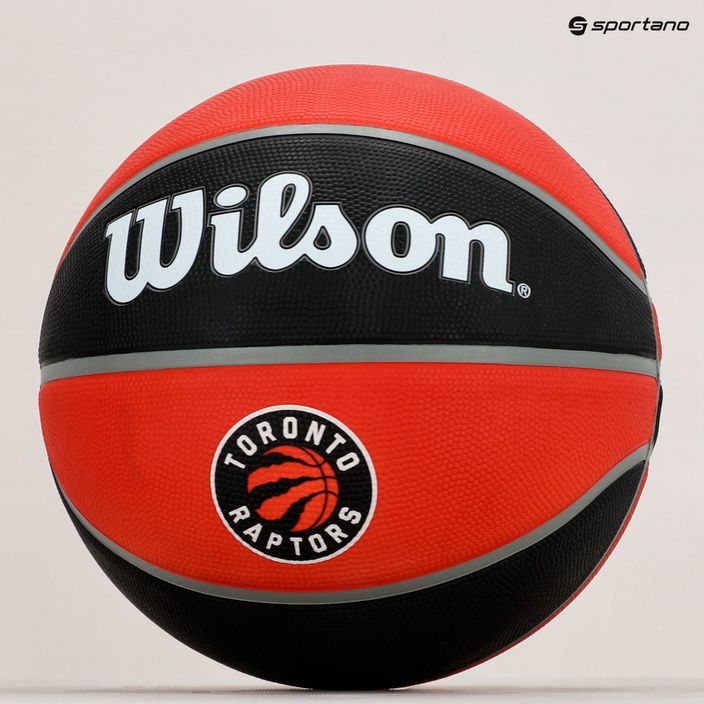 Wilson NBA Team Tribute Toronto Raptors basketbal červený WTB1300XBTOR veľkosť 7 6