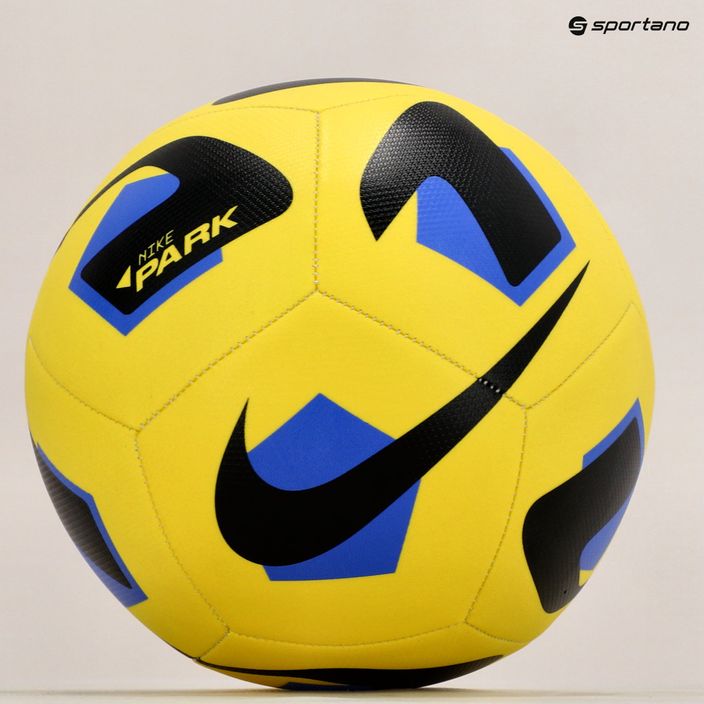Nike Park Team 2.0 futbalová lopta DN3607-765 veľkosť 5 5