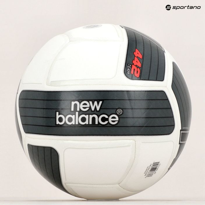 New Balance FB231 NBFB231GWK veľkosť 5 futbal 5