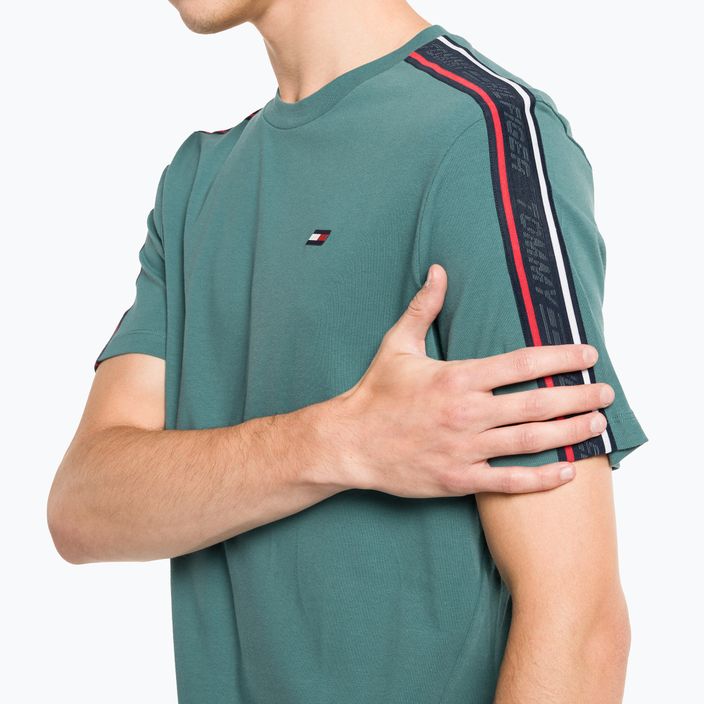 Tommy Hilfiger pánske tréningové tričko Textured Tape green 4