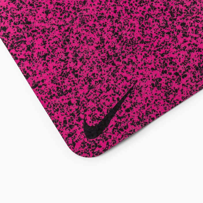 Podložka na jogu Nike Flow 4 mm ružová N1002410-635 3