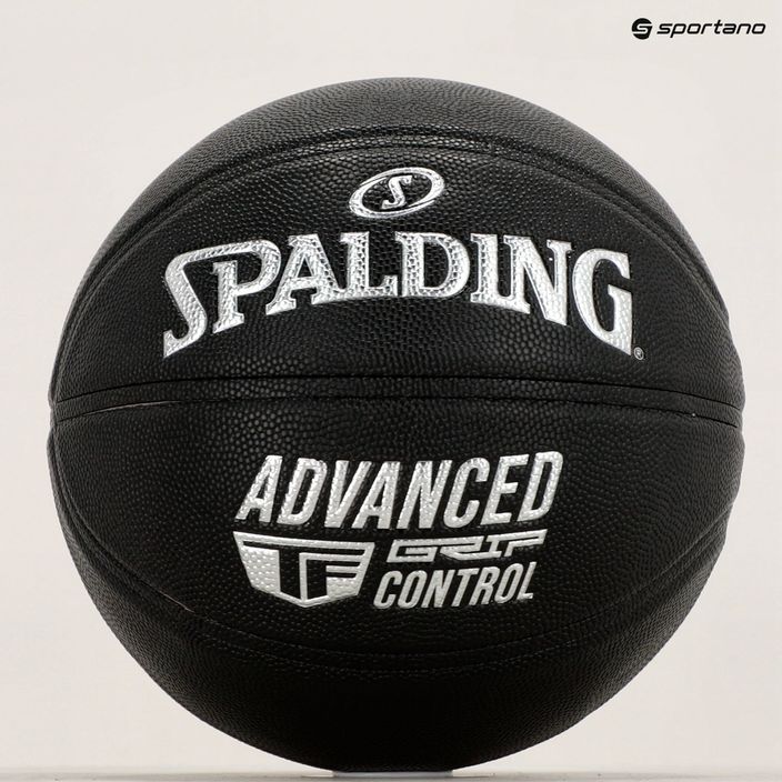 Spalding Advanced Grip Control basketbalová lopta čierna 76871Z veľkosť 7 5